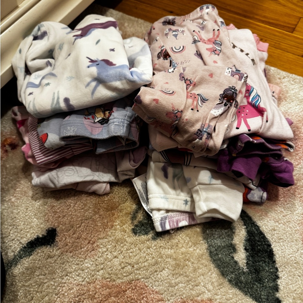 Girls pajama set bundle 12-15 pairs